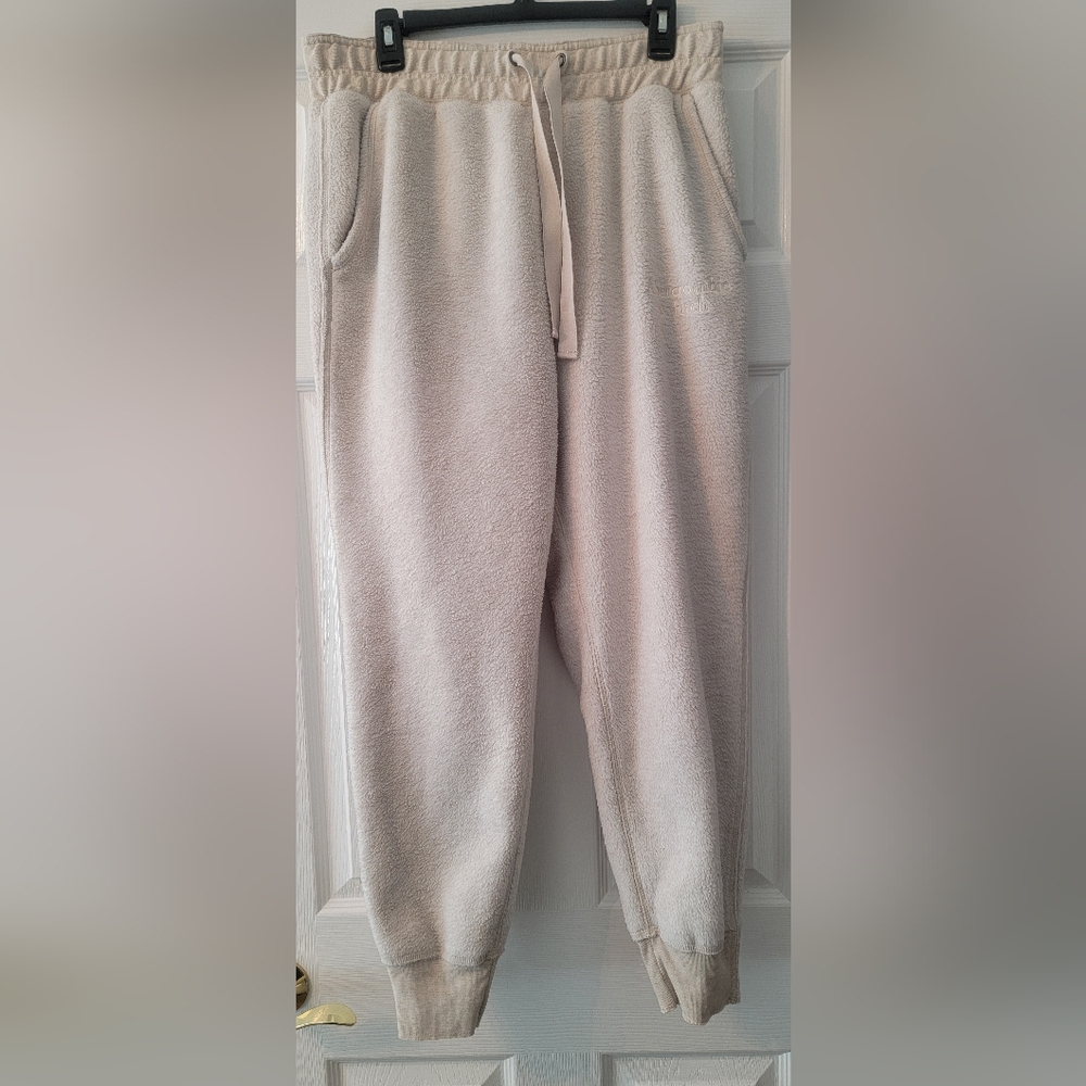 Abercrombie & Fitch Women’s Fleece Sherpa Jogger Sweatpants XL Beige Cozy